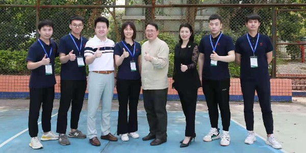 开拓思维、提升技能，狼群视频在线观看www电子员工前往单仁学院学习网络运营技巧